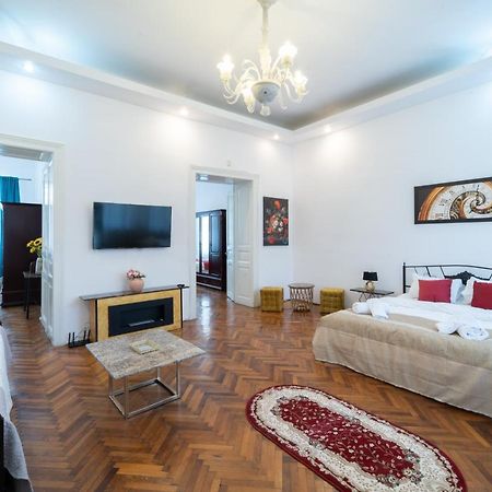 5* Noble House In Historic Center Villa Cluj-Napoca Ngoại thất bức ảnh